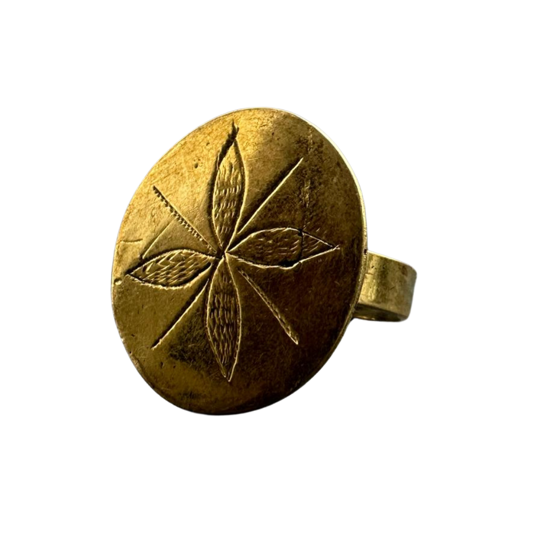 Ring Fleur - (gehamerd brons)