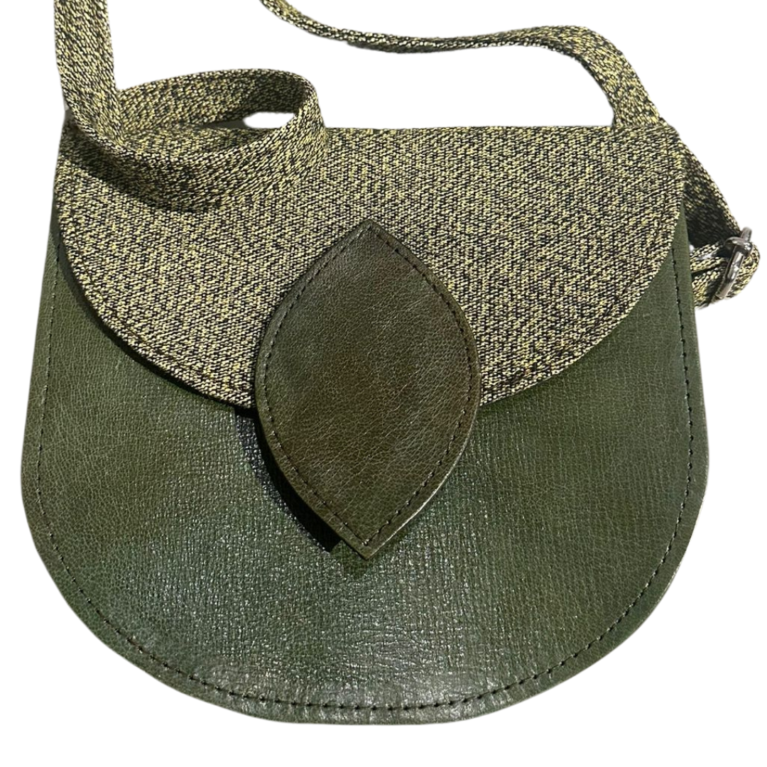 Tasche mit Blattverschluss / Grün (rund)