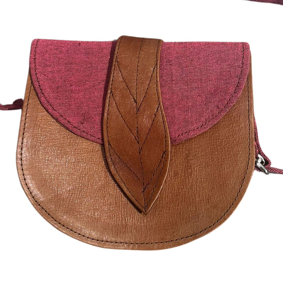 Tasche mit Blattverschluss / Braun mit Altrosa (länglich)