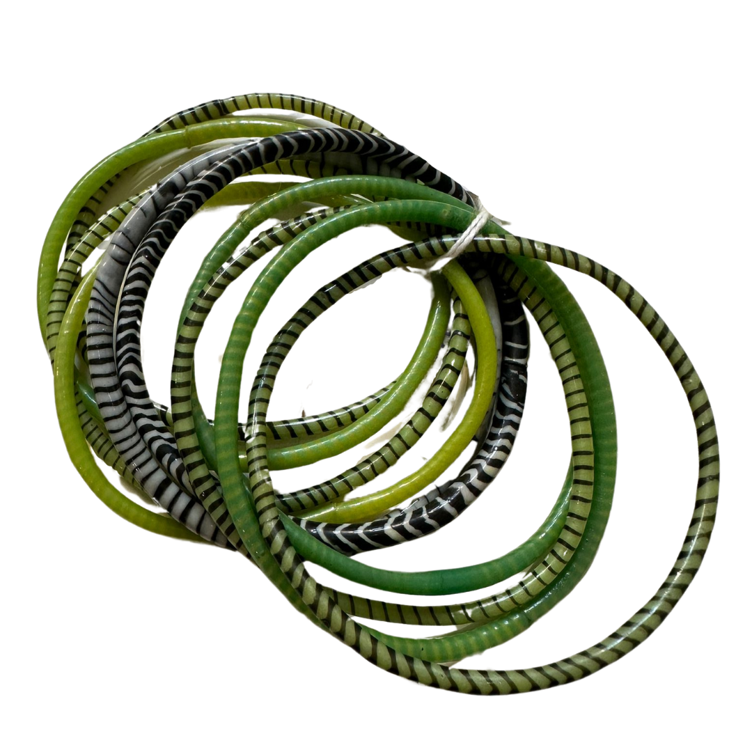 10 Flipflop armbandjes - groen