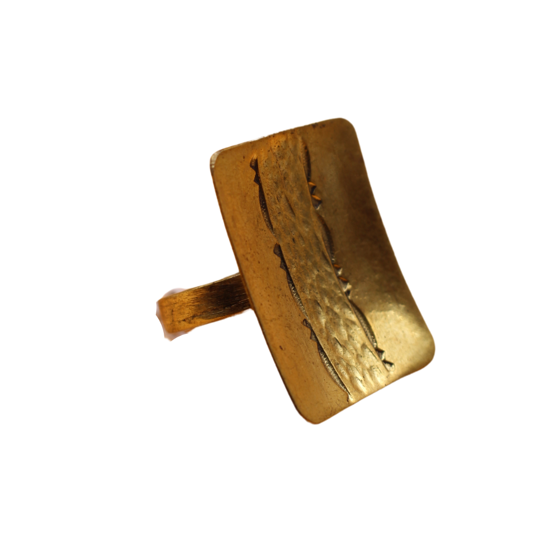 Ring Sanne - (hammered bronze)