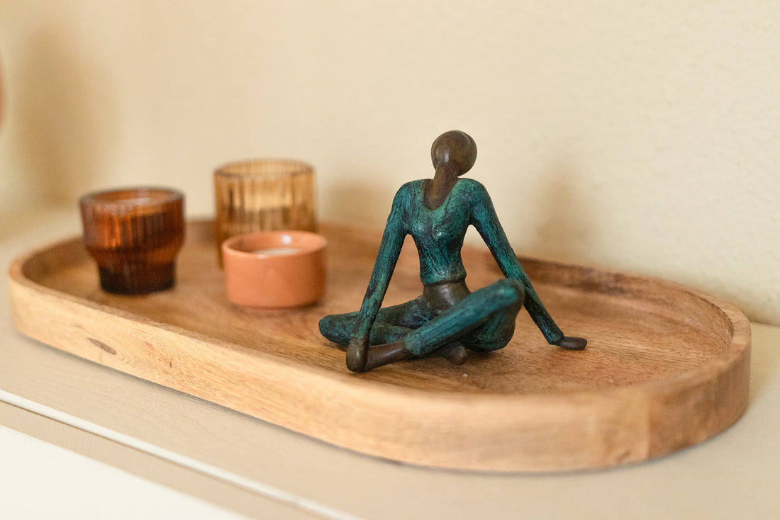 Bronzestatue - Yoga sitzend